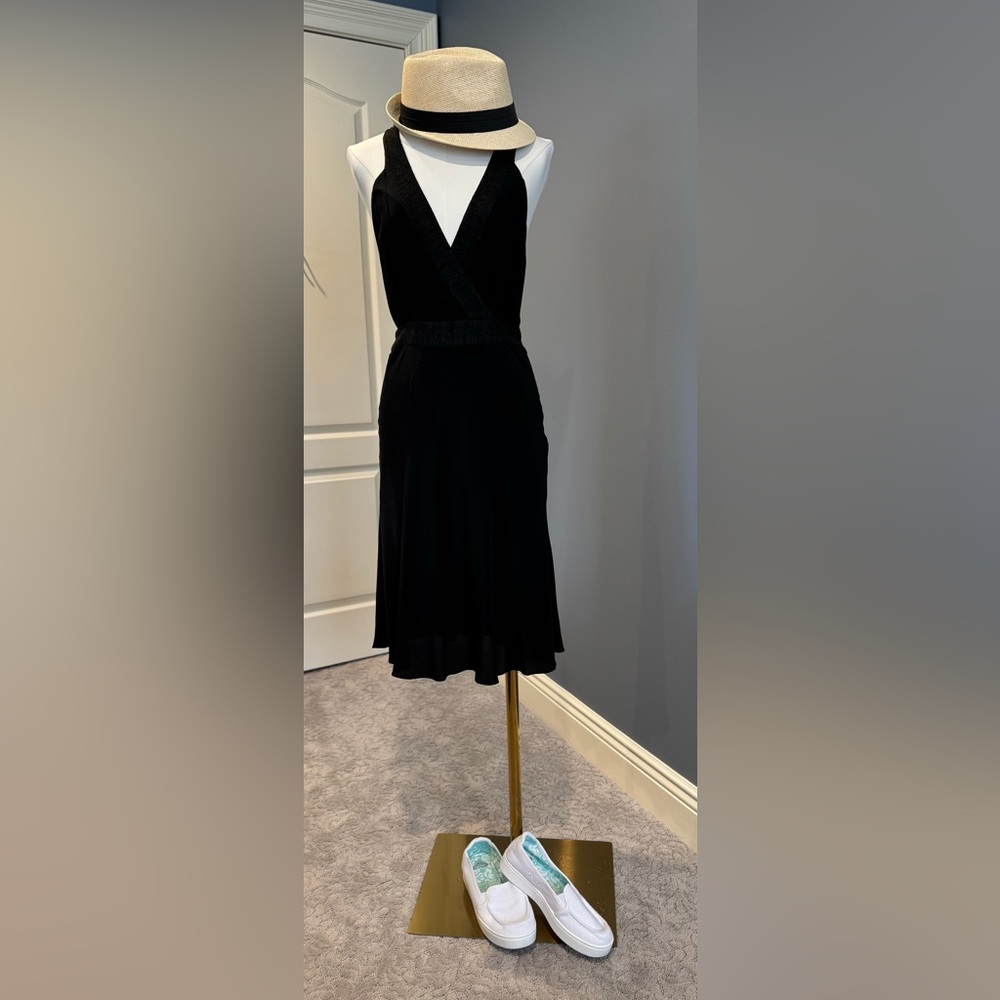 BURBERRY Size 4 Classy Black Silk dress with Charcoal Jersey trim!